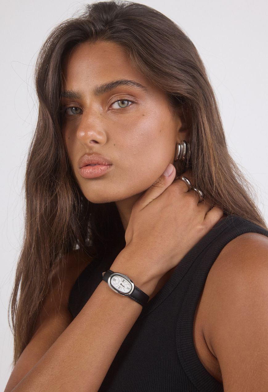 Bridgette Watch | Silver | Smooth Black